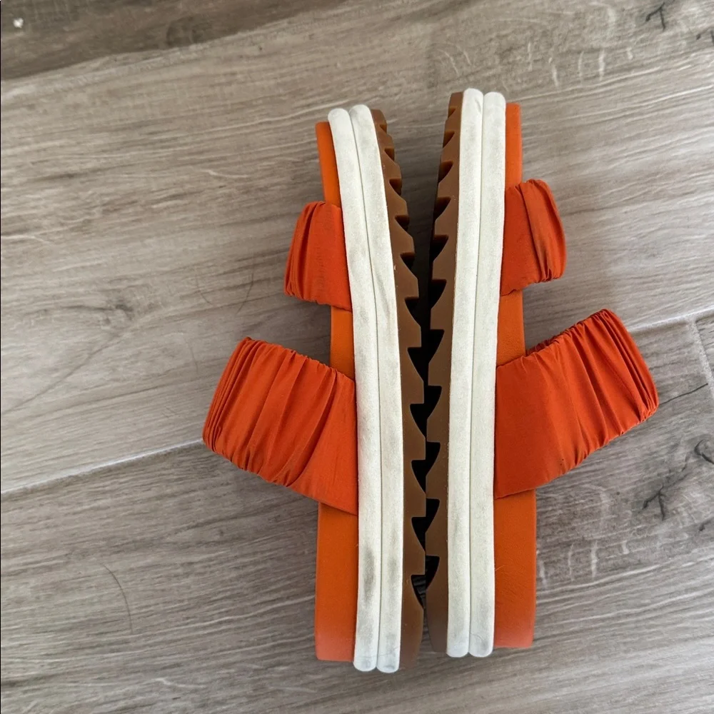 Sorel roaming two
